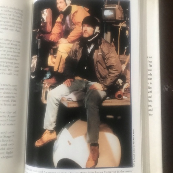 Book - Picture 3 of 4